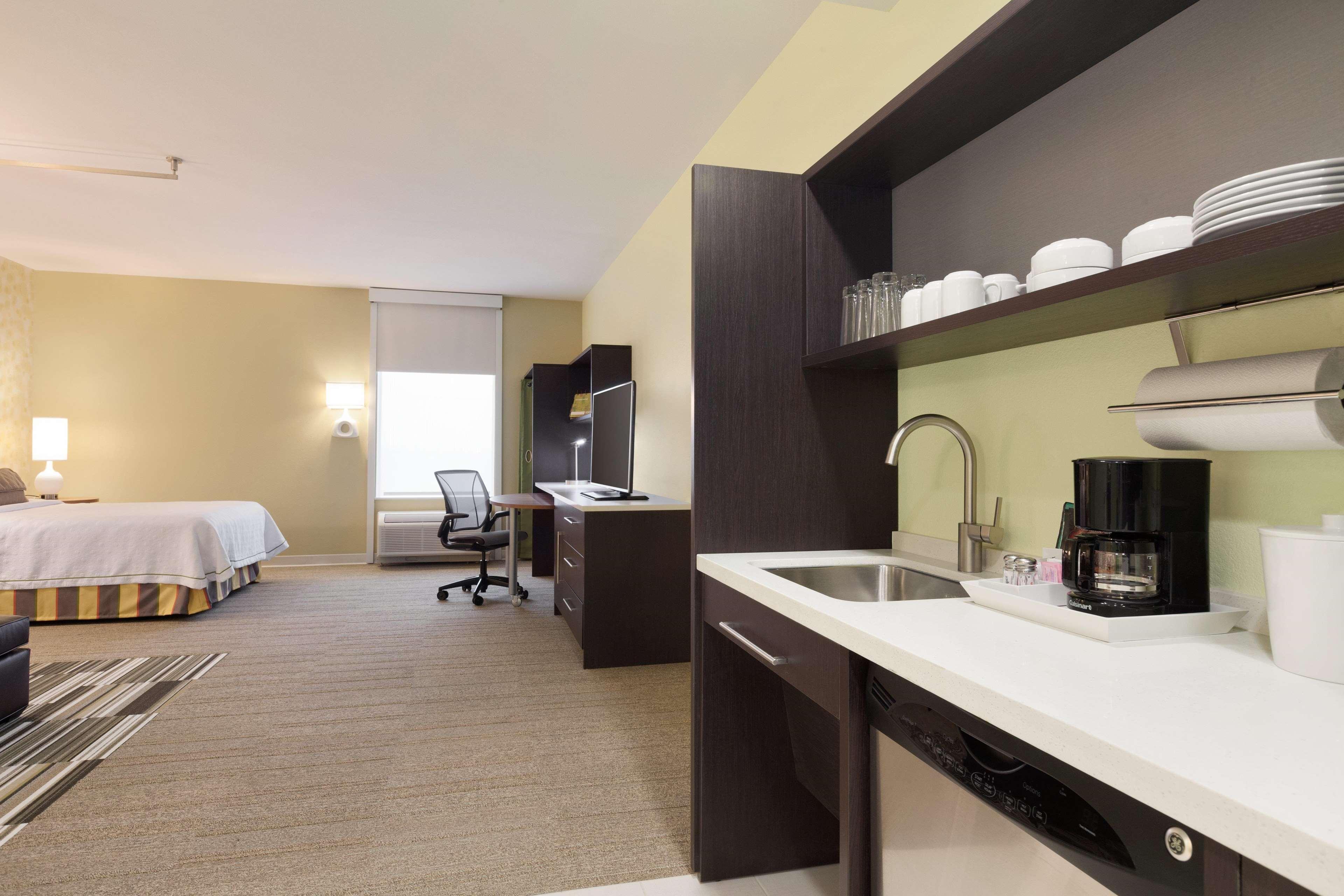 Home2 Suites By Hilton Лъбък Екстериор снимка
