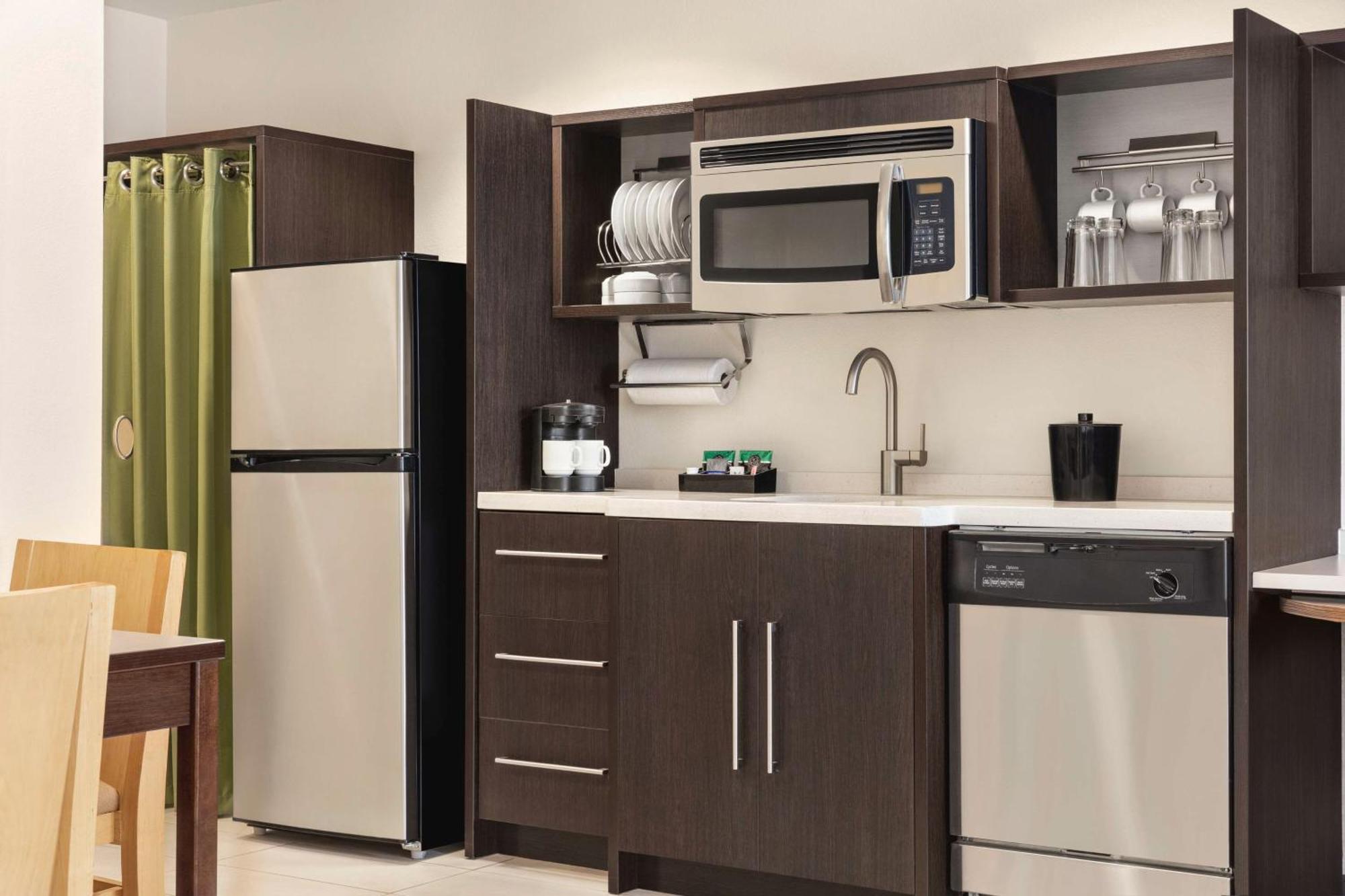 Home2 Suites By Hilton Лъбък Екстериор снимка