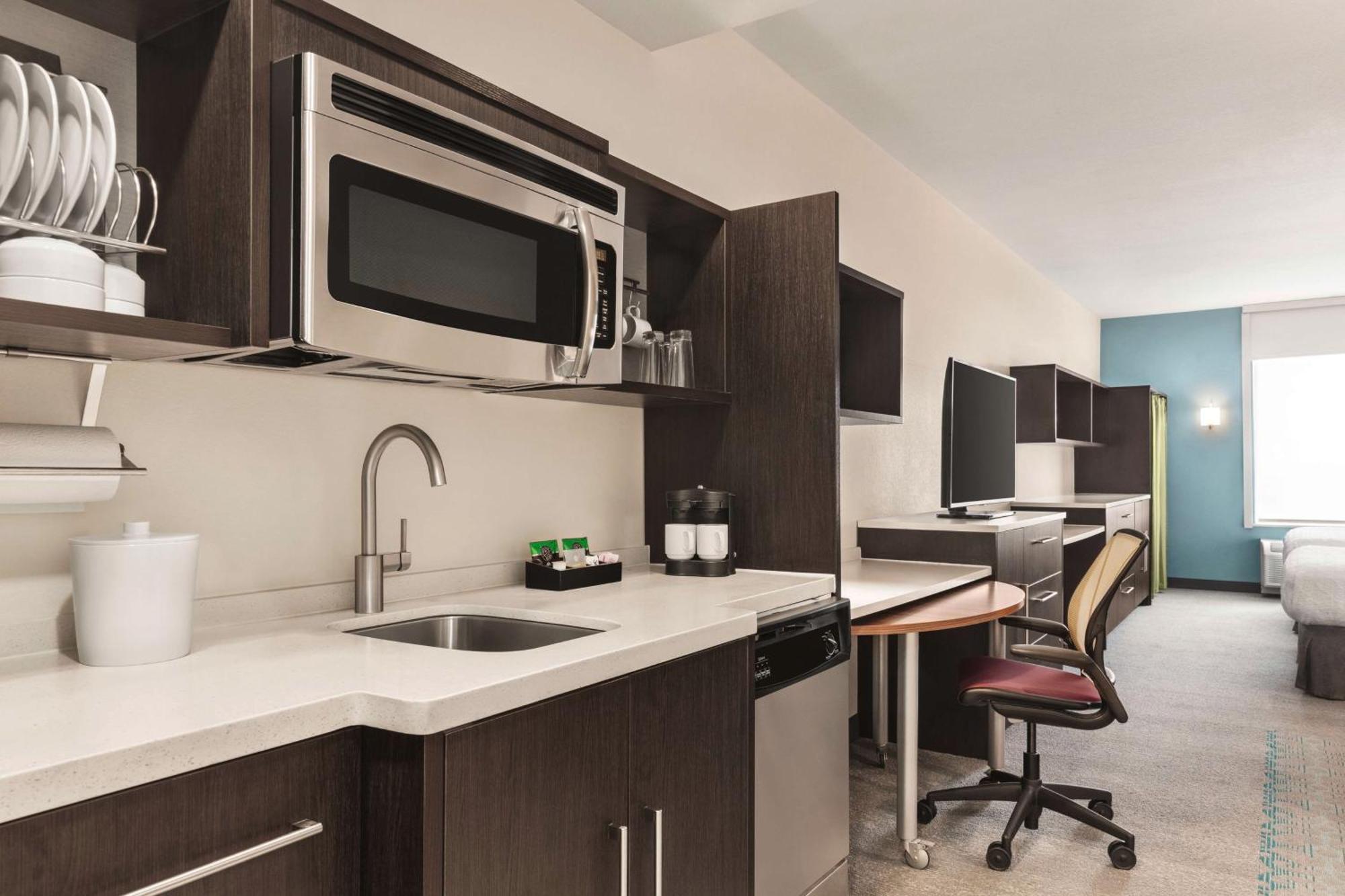 Home2 Suites By Hilton Лъбък Екстериор снимка
