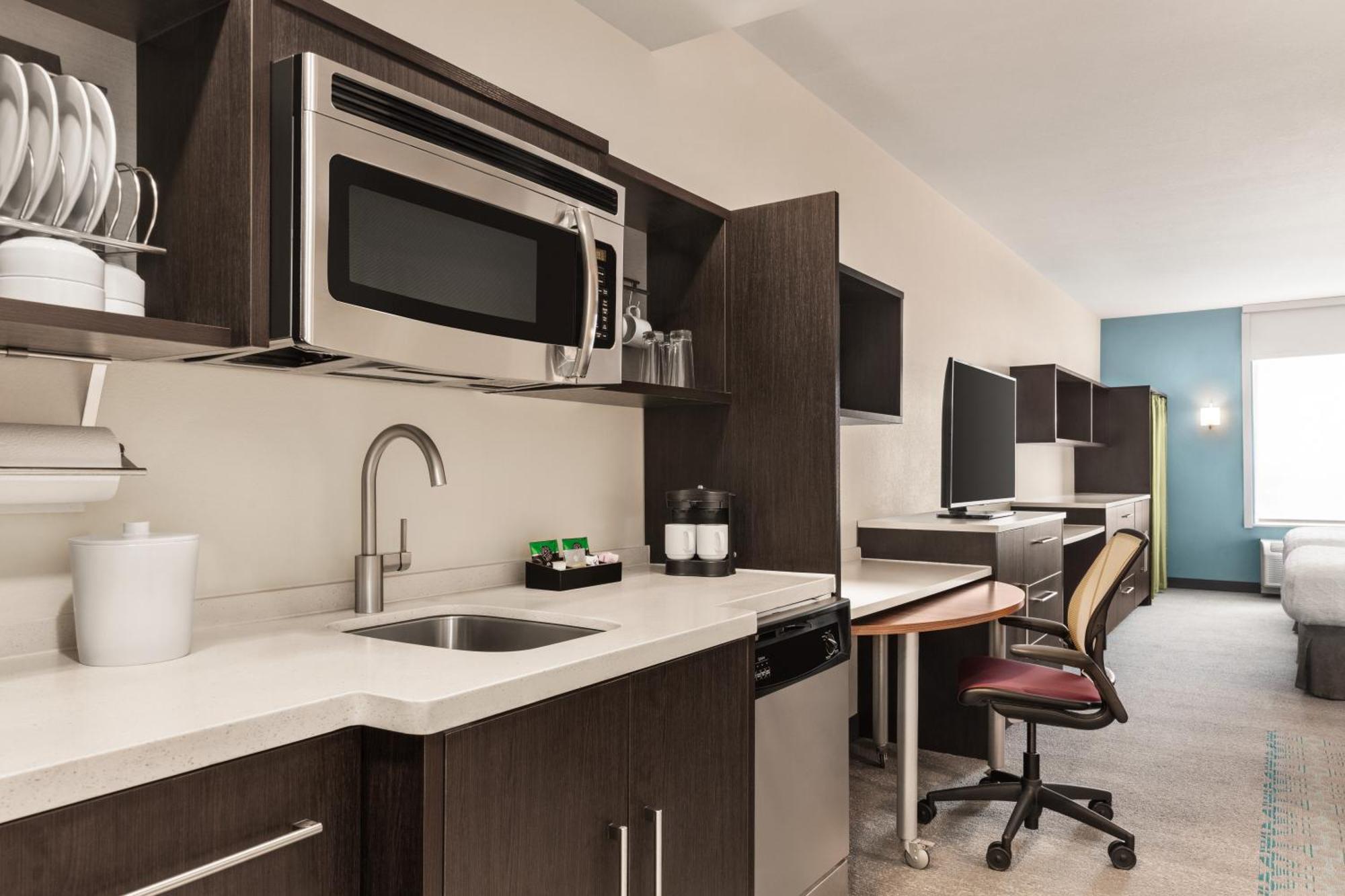 Home2 Suites By Hilton Лъбък Екстериор снимка
